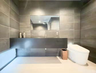 石調タイルで仕上げた洗面・浴室